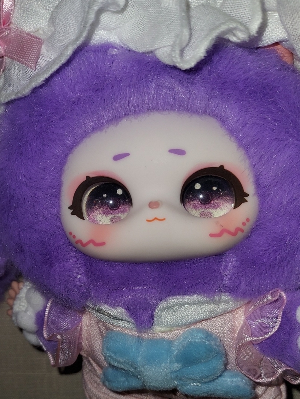 Hug Me Samael Magic Wardrobe Series Plush Doll Keychain - Picture 5 of 7